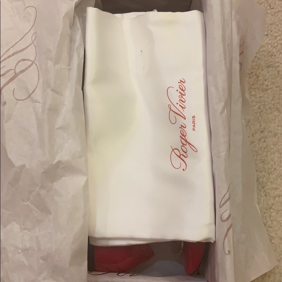 ROGER VIVIER Ballerine Chips Patent d’Orsay flats - Picture 3 of 15